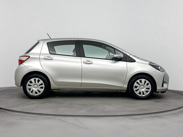 Toyota YARIS 1.5 Hybrid Aspiration | Airco | Elektrische Ramen |