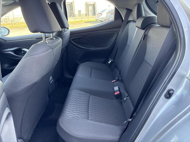 Toyota YARIS 1.5 Hybrid Dynamic **KEYLESS/ ADAPTIEF CRUISE CONTROL/ CLIMATE CONTROL**