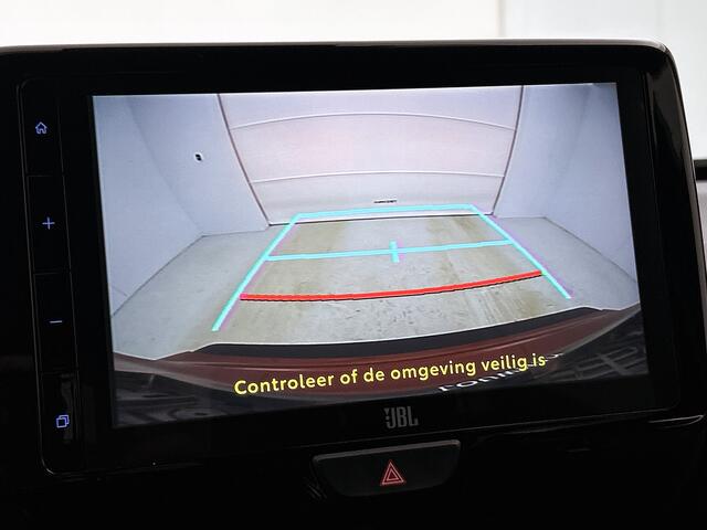 Toyota YARIS Cross 1.5 Hybrid GR Sport | JBL | Sportief uitgevoerd |