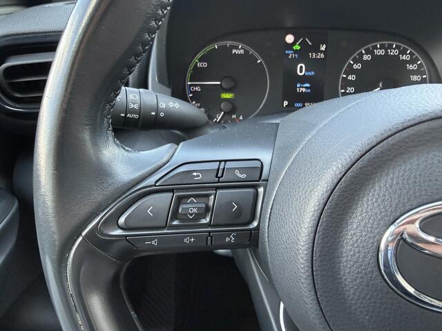 Toyota YARIS 1.5 Hybrid Active | Trekhaak | Navigatie | Carplay