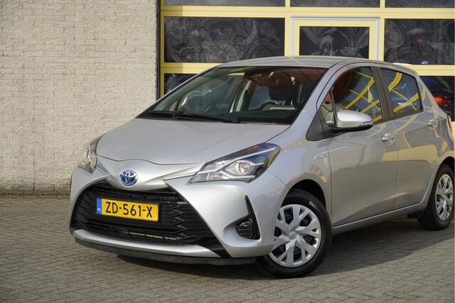 Toyota YARIS 1.5 Hybrid Automaat! Active BJ2019 Led | Achteruitrijcamera | Climate control | Cruise control | Getint glas