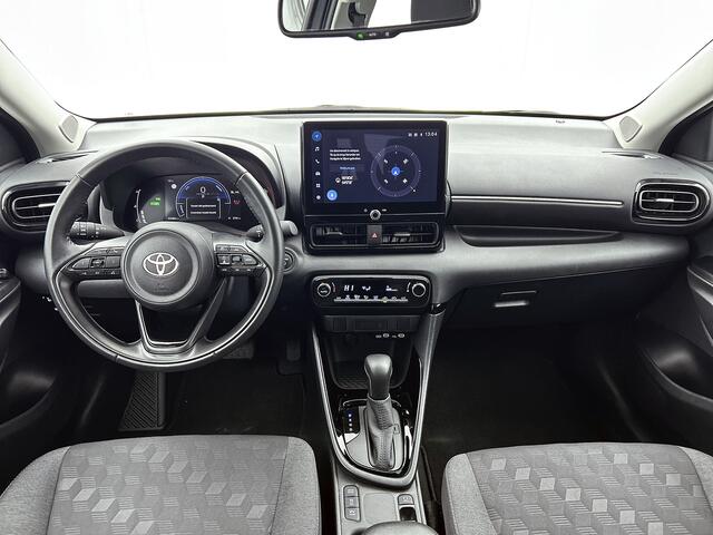 Toyota YARIS 1.5 Hybrid 115 First Edition