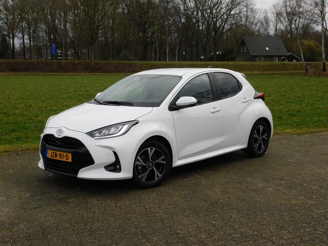 Toyota YARIS 1.5 Hybrid 115 Dynamic ACC, PDC, CAMERA, CARPLAY