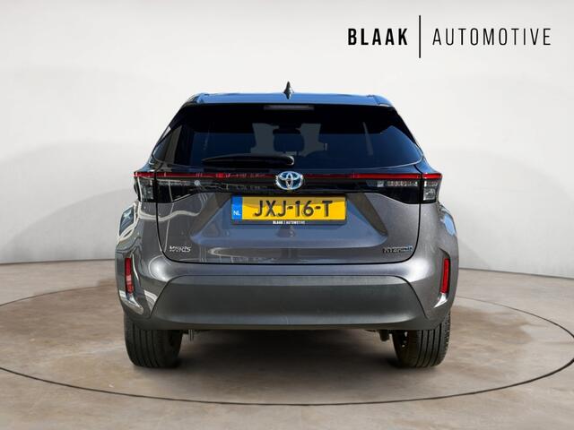 Toyota YARIS Cross Hybrid 2WD Team D