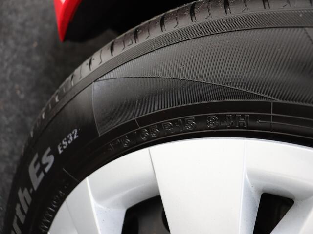 Toyota YARIS 1.5 Hybrid Aspiration | Achteruitrijcamera | Dealeronderhouden |