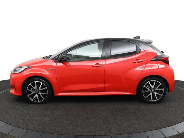 Toyota YARIS 1.5 Hybrid Launch Edition | Head Up Display | JBL Audio | Parkeersensoren Rondom | Navigatie | Keyless Entry | Origineel NL |