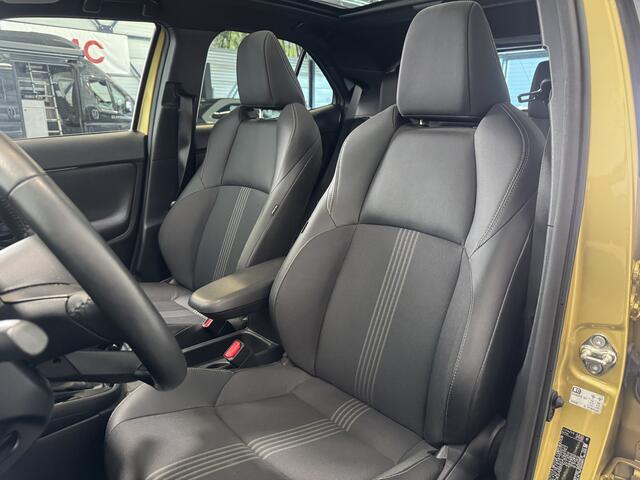 Toyota YARIS Cross 1.5 Hybrid Adventure | Panoramadak | Elektrische achterklep | JBL-Audio | Stoel/stuurverwarming | BSM |