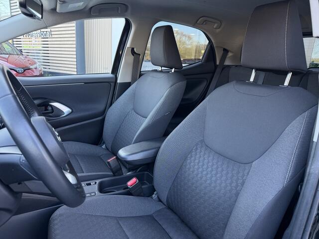 Toyota YARIS 1.5 Hybrid Dynamic Limited | Stoelverwarming | Parkeersensoren