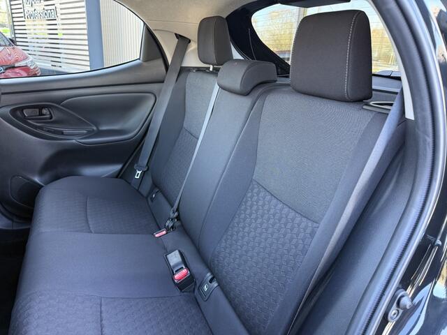 Toyota YARIS 1.5 Hybrid Dynamic Limited | Stoelverwarming | Parkeersensoren