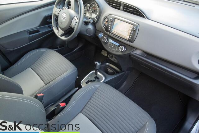 Toyota YARIS 1.5 Hybrid Navi PDC