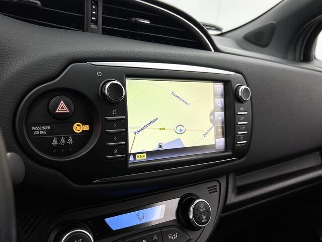 Toyota YARIS 1.5 Hybrid Bi-Tone Limited | Dealeronderhouden | Full Map navigatie |