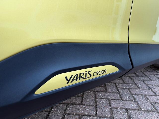 Toyota YARIS Cross 1.5 Hybrid First Edition ? LED ? ACC ? CarPlay