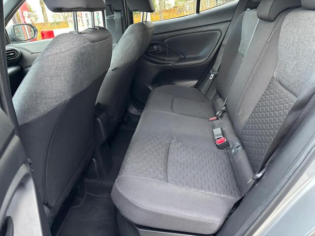 Toyota YARIS Cross 1.5 Hybrid Dynamic,,Navi,stoelverw,1 jaar garantie