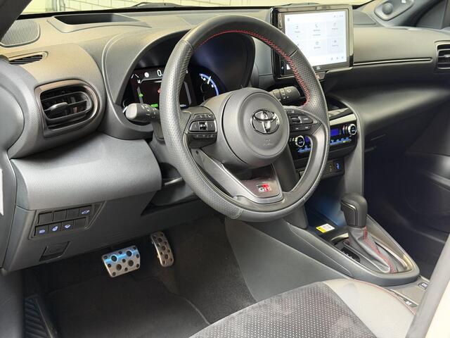 Toyota YARIS Cross 1.5 Hybrid GR Sport