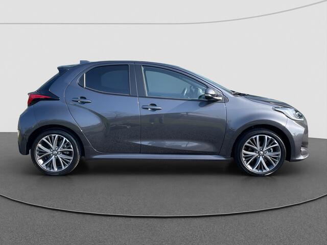 Toyota YARIS 1.5 Hybrid 130 First Edition | Halfleder | Climate | Cruise | Keyless | Camera