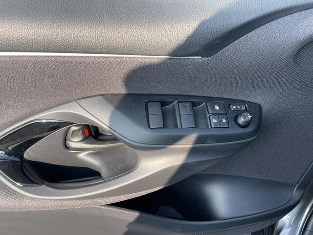 Toyota YARIS 1.5 Hybrid 130 First Edition | Halfleder | Climate | Cruise | Keyless | Camera