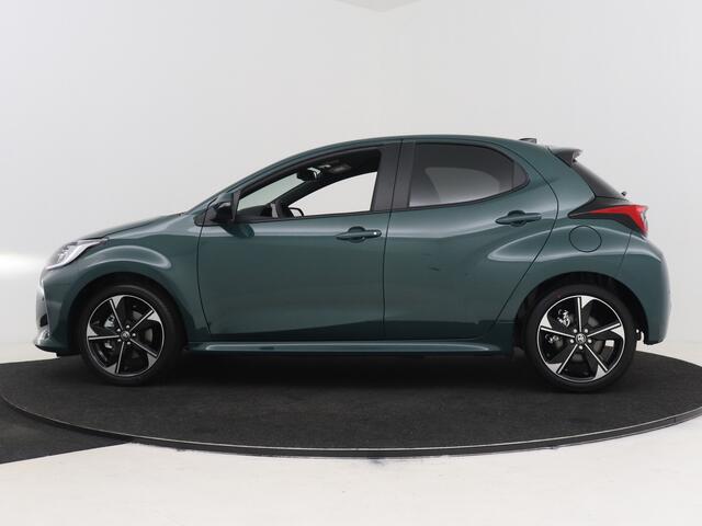 Toyota YARIS 1.5 Hybrid 130 Executive Dodehoek | Parkeersensoren | 130pk!