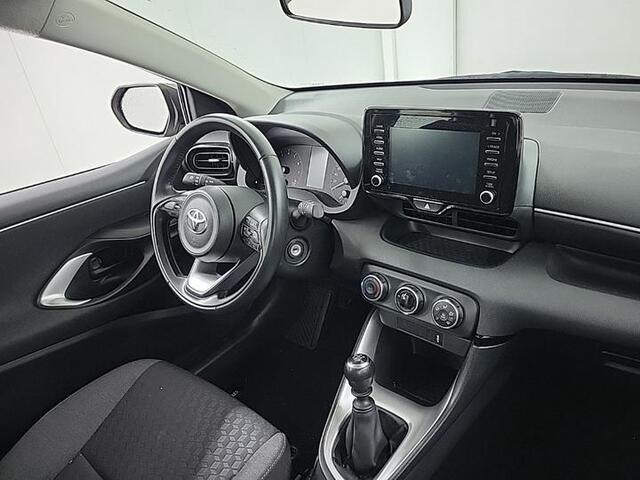 Toyota YARIS 1.5 VVT-i Active | Achteruitrijcamera | Airco | DAB |