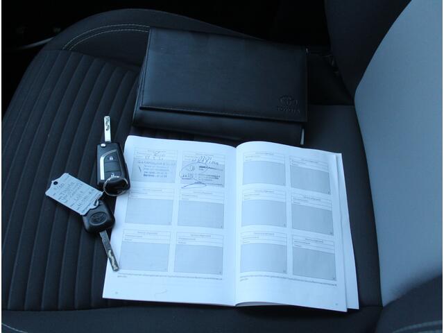 Toyota YARIS 1.0 VVT-i Connect AIRCO | CARPLAY | CAMERA | LMV15 | CV | ELRM/SP