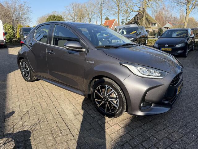 Toyota YARIS 1.5 Hybrid Dynamic