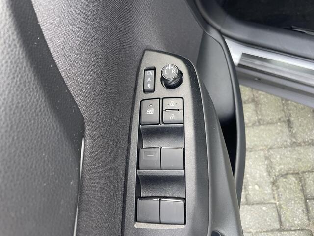 Toyota YARIS Cross 1.5 Hybrid 130 Dynamic Comfort pack |130 Pk | Org NL |