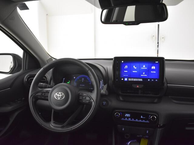Toyota YARIS 1.5 Hybrid 115 Style | Verwarmde stoelen | PDC V+A | Blind Spot