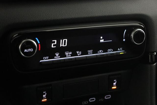 Toyota YARIS 1.5 Hybrid 115 Dynamic | Apple Carplay/Android Auto | Parkeersensoren | Stoel/Stuurverwarming | Parkeercamera |