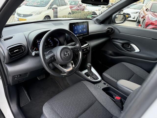 Toyota YARIS Cross 1.5 Hybrid Dynamic | Stoelverwarm | PDC v/a | Navi |