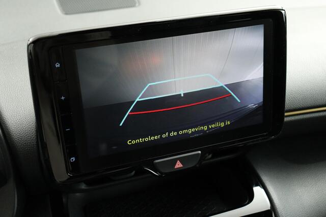 Toyota YARIS Cross 1.5 Hybrid Adventure, Parkeersensoren