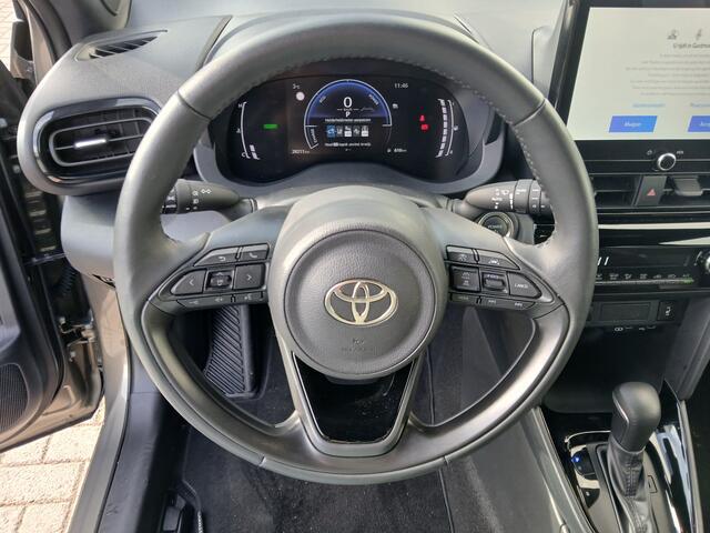 Toyota YARIS Cross 1.5 Hybrid 115 First Edition PDC v+a Navi Stoelverwarming Dode hoek detectie