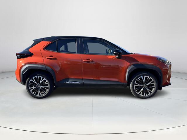 Toyota YARIS Cross 1.5 Hybrid Executive | JBL audio | Stoelverwarming | Head up display | 18 inch LM-velgen |