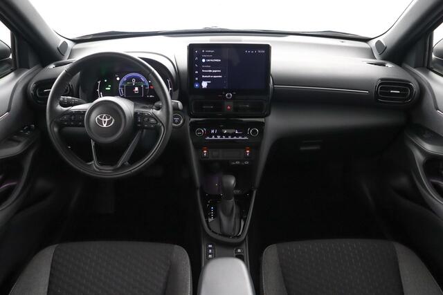 Toyota YARIS Cross 1.5 Hybrid 130 First Edition | Apple Carplay/Android Auto | Stoel/Stuurverwarming | Parkeersensoren | 4Seizoenenbanden |
