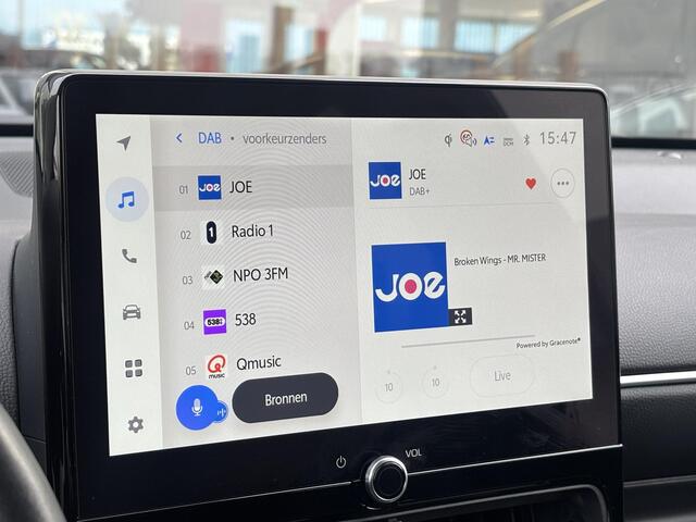 Toyota YARIS 1.5 Hybrid 115 Dynamic Comfort pack | Apple carplay | parkeersensoren | dode hoek detectie | stoelverwarming | stuur verwarming |