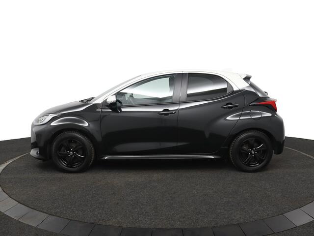 Toyota YARIS 1.5 Hybrid Executive | Apple Carplay / Android auto | Half lederen bekleding | Trekhaak | Keyless |