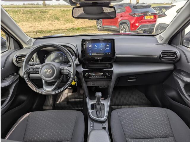 Toyota YARIS Cross 1.5 Hybrid 115 Active Plus | PDC V+A | ACC | Camera | Climate control | Carplay/Android Auto