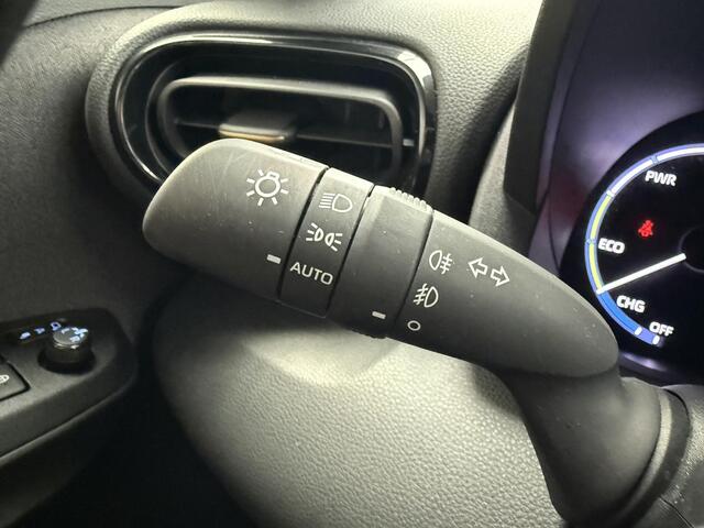 Toyota YARIS Cross 1.5 Hybrid Adventure NL auto, Nieuw geleverd, slechts 28136 KM, Dealeronderhouden en full option