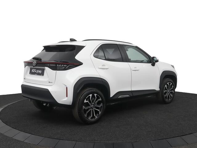Toyota YARIS Cross 1.5 Hybrid 115 Dynamic | Nieuw uit voorraad leverbaar! |