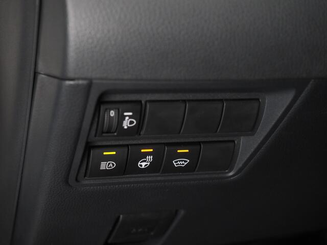 Toyota YARIS Cross 1.5 Hybrid 130 Dynamic | Safety/ Winter Pakket | Stuurwiel- En Stoelverwarming | Botsherkenning | Grootlichtassistent