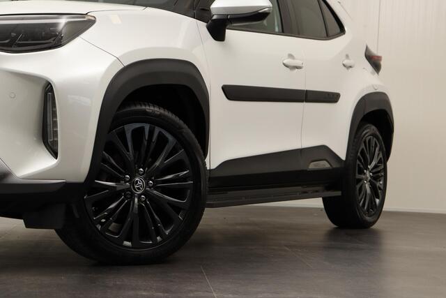 Toyota YARIS Cross 1.5 Hybrid Adventure AWD, Head Up Display