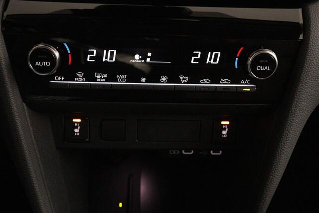 Toyota YARIS Cross 1.5 Hybrid 130 Executive | Apple Carplay/Android Auto | Parkeersensoren | Navigatie | Stoelverwarming |