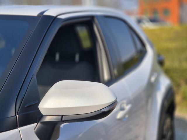 Toyota YARIS Cross 1.5 Hybrid Dynamic Team D