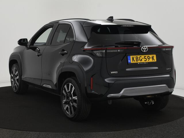 Toyota YARIS Cross 1.5 Hybrid 130PK Executive WINTERPACK|ELEK.ACHTERKLEP|ACC|BLIS|CAMERA|LED|18INCH