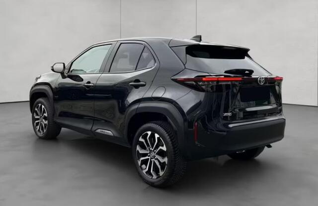 Toyota YARIS Cross 1.5 Hybrid ACC STOELVERW. APPLE. P-CAM