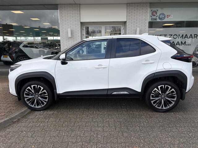 Toyota YARIS Cross 1.5 Hybrid Executive | HUD | JBL | Panoramadak | Sensoren V/A |