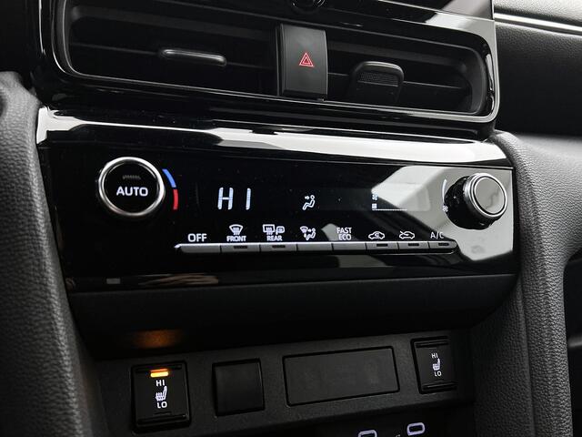 Toyota YARIS Cross 1.5 Hybrid 115 First Edition | Parkeersensoren V+A | Stuur-Stoelverwarming |