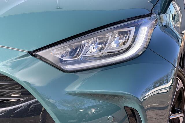 Toyota YARIS 1.5 Hybrid 130 Executive | Camera | Apple Carplay | Keyless | Stoel- en Stuurverwarming