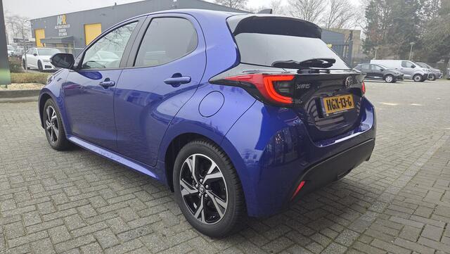 Toyota YARIS 1.5 Hybrid 115 First Edition