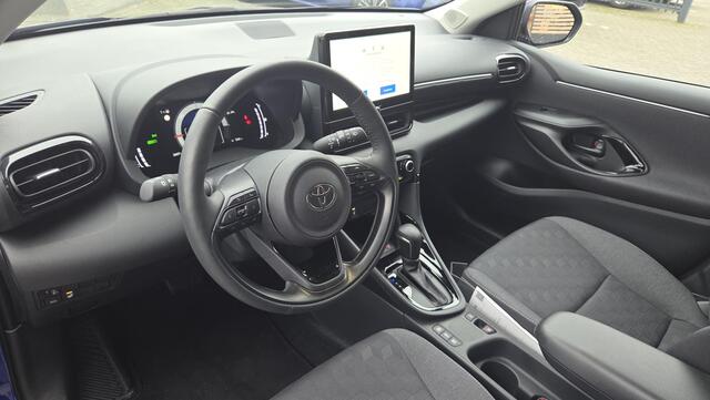 Toyota YARIS 1.5 Hybrid 115 First Edition