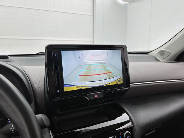 Toyota YARIS Cross 1.5 Hybrid Executive | BTW Voertuig | Panoramadak | Stoelverwarming | Head-up display |