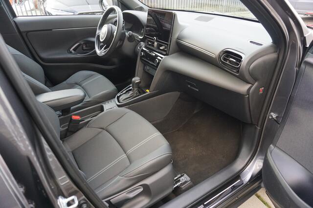 Toyota YARIS Cross 1.5 Hybrid 130 Executive |Navi|Carplay|PDC V+A|Dodehoek|Stoel en stuurverw.|Camera|